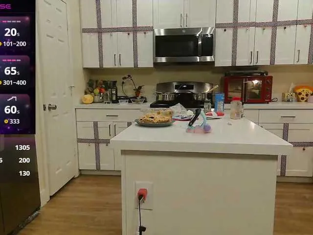 Live sex webcam photo for bubblybubbles #292367574