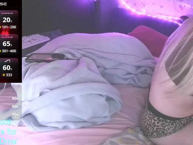 Live sex webcam photo for bubblybubbles #293807724