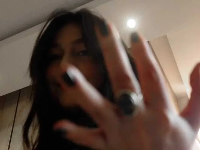 Live sex webcam photo for burlesqueshow #290759448