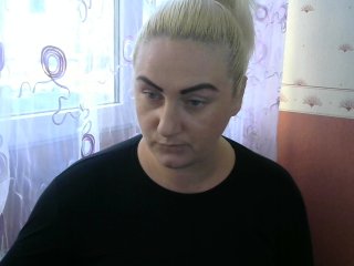 Live sex webcam photo for bustyblonda #124682072