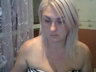 Live sex webcam photo for bustyblonda #128257609