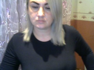 Live sex webcam photo for bustyblonda #137822222