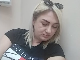 Live sex webcam photo for bustyblonda #151345290