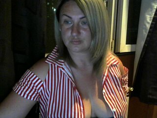 Live sex webcam photo for bustyblonda #161962941