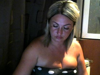 Live sex webcam photo for bustyblonda #169583274