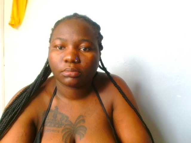 Live sex webcam photo for bustymelons69 #291693268