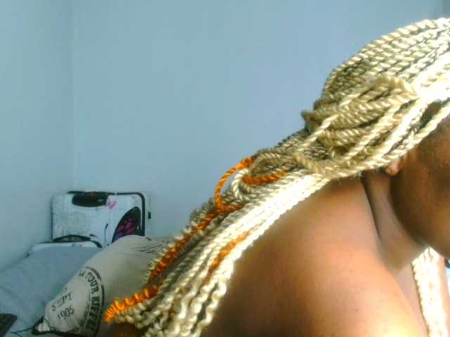 Live sex webcam photo for bustymelons69 #291894435