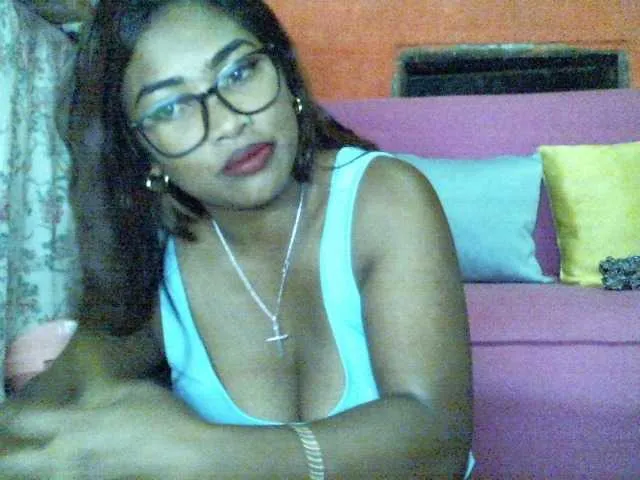 Live sex webcam photo for butterfly007 #290396654