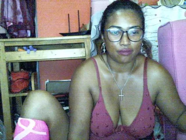 Live sex webcam photo for butterfly007 #290504674