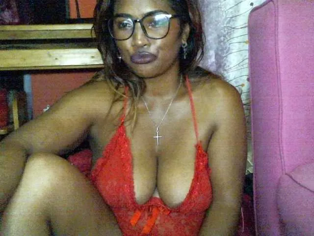 Live sex webcam photo for butterfly007 #290531260