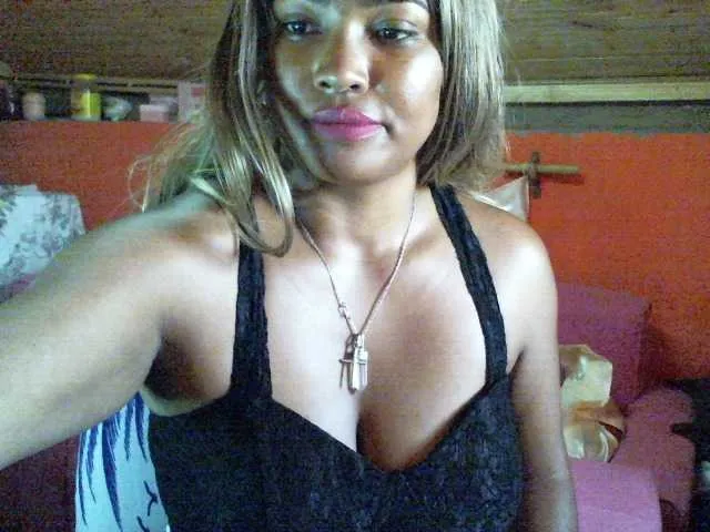 Live sex webcam photo for butterfly007 #290755577