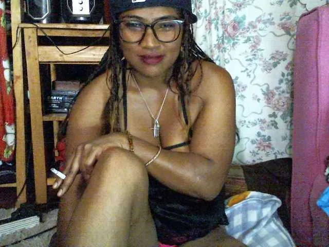 Live sex webcam photo for butterfly007 #290770325