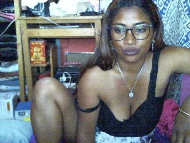 Live sex webcam photo for butterfly007 #291938628