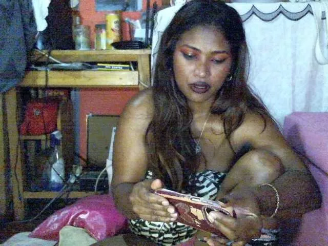 Live sex webcam photo for butterfly007 #292358458