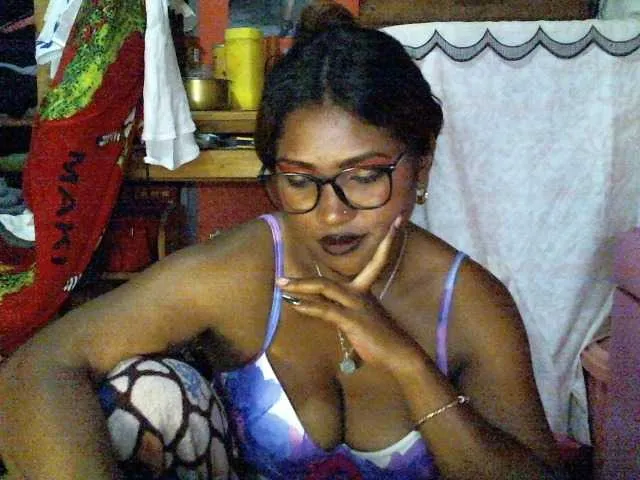 Live sex webcam photo for butterfly007 #292364940