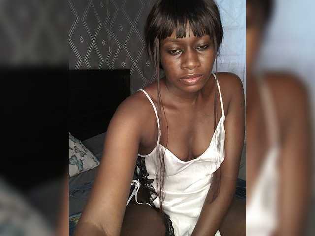 Live sex webcam photo for butty-gyal1 #277703635