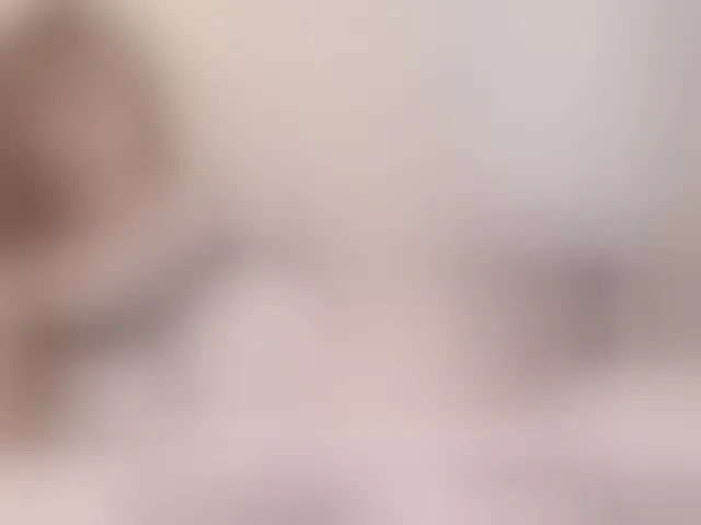 Live sex webcam photo for caamillee #293533158