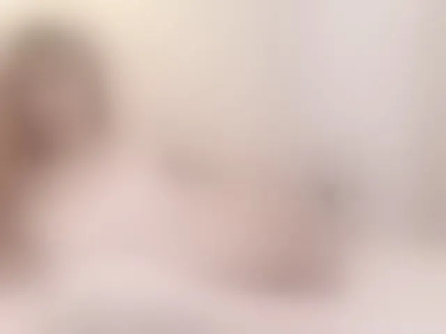 Live sex webcam photo for caamillee #293818255