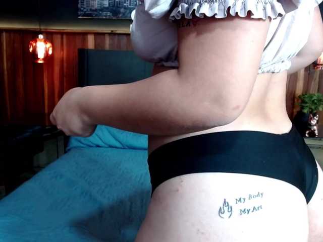 Live sex webcam photo for cailiezaen #274193192