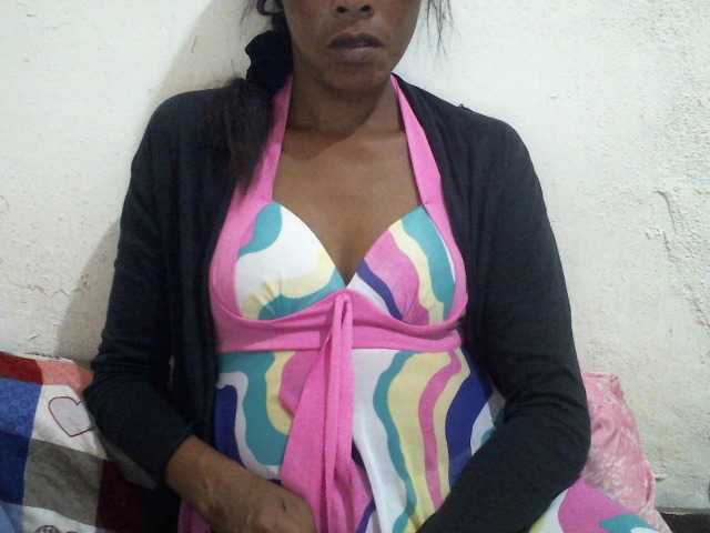 Live sex webcam photo for calinalove #271911198