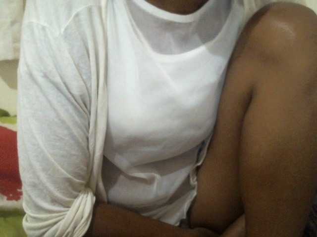 Live sex webcam photo for calinalove #272960420