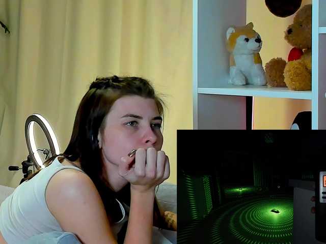 Live sex webcam photo for callmetori #290244128