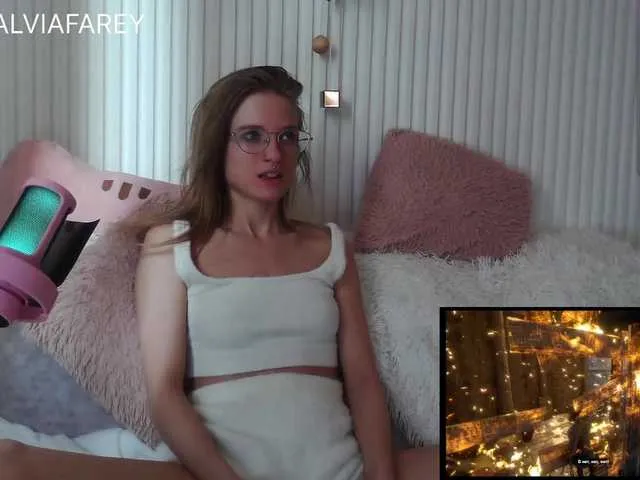 Live sex webcam photo for calviafarey #290542224