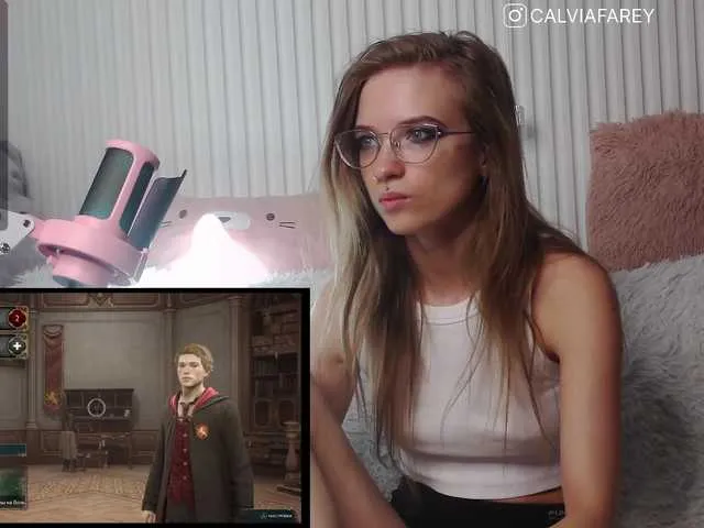 Live sex webcam photo for calviafarey #290806187