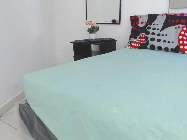 Live sex webcam photo for camdirtybunny #271741793