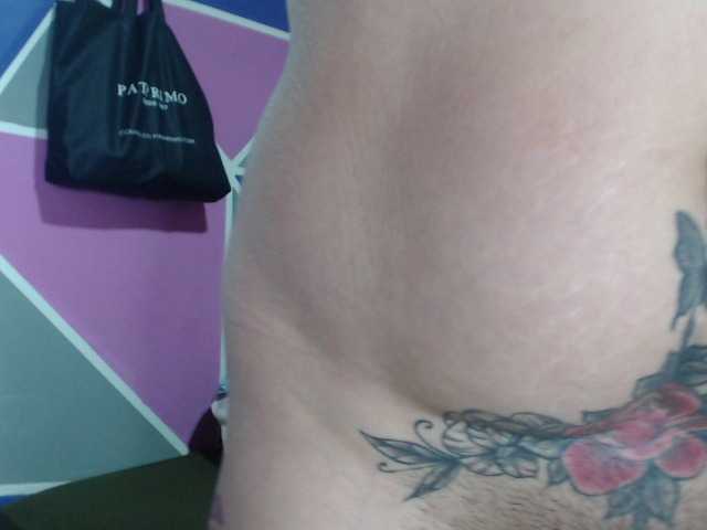 Live sex webcam photo for camdirtybunny #272096257