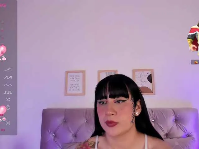 Live sex webcam photo for camiilabrandz #276868944