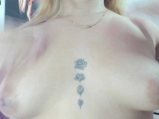 Live sex webcam photo for camila-forero #277713815