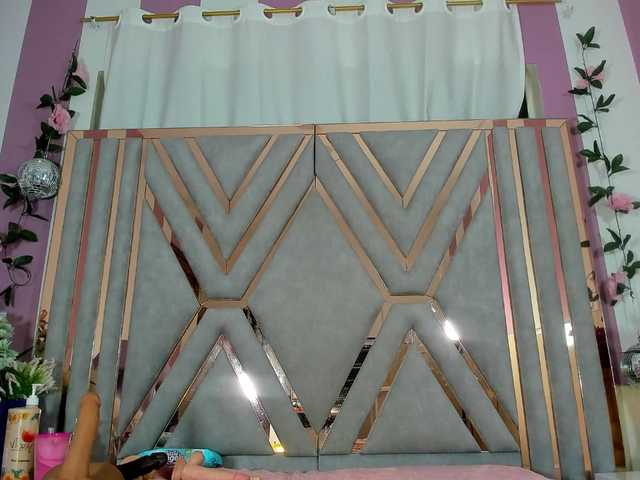 Live sex webcam photo for camila-forero #279330691