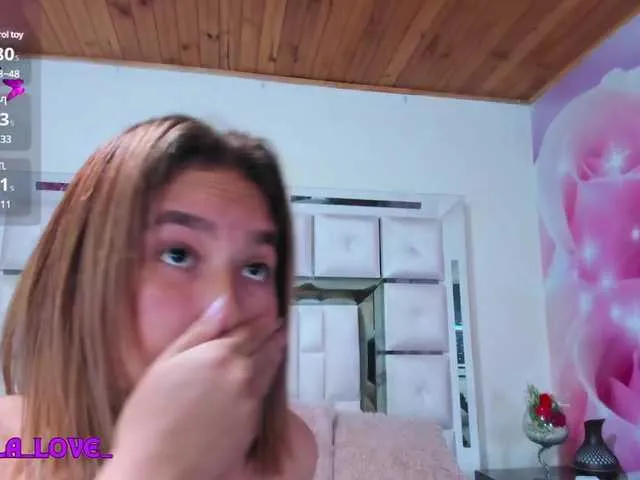 Live sex webcam photo for camila-forero #291368288