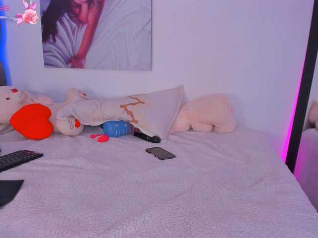 Live sex webcam photo for camilawhitee #278085668