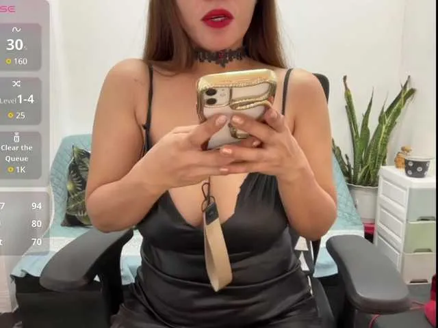 Live sex webcam photo for candicelovee #291143512