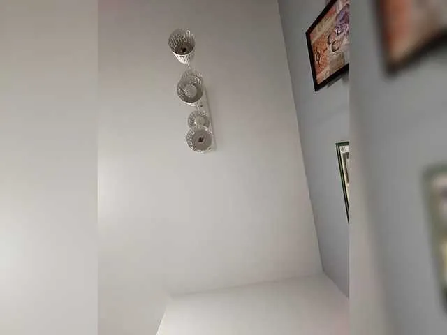 Live sex webcam photo for candicelovee #292068733