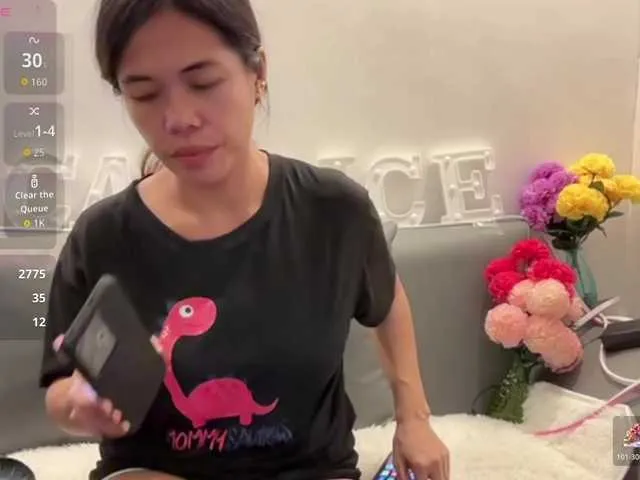 Live sex webcam photo for candicelovee #292189644