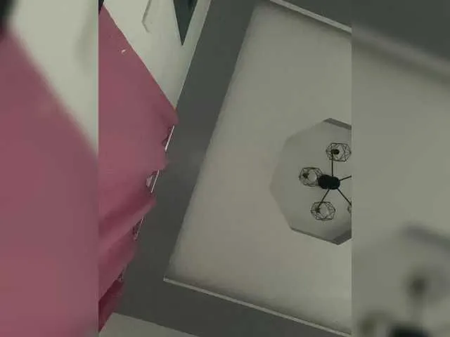 Live sex webcam photo for candicelovee #292251113