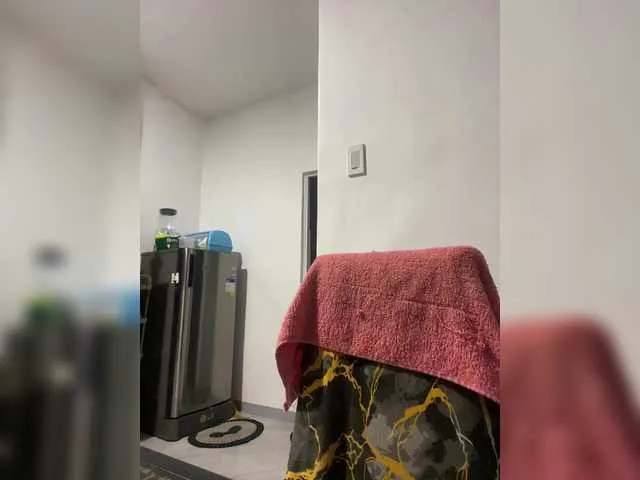 Live sex webcam photo for candicelovee #292277278