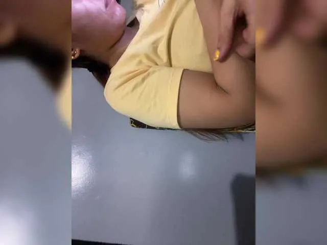 Live sex webcam photo for candicelovee #292283022