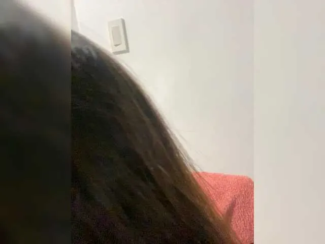 Live sex webcam photo for candicelovee #292311568