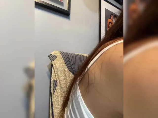 Live sex webcam photo for candicelovee #292370962