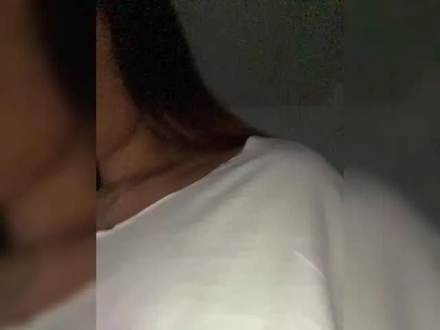 Live sex webcam photo for candicelovee #292424474