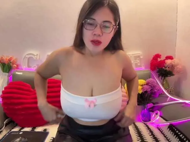 Live sex webcam photo for candicelovee #293008977