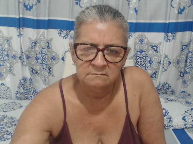 Live sex webcam photo for candy-mature #272957702