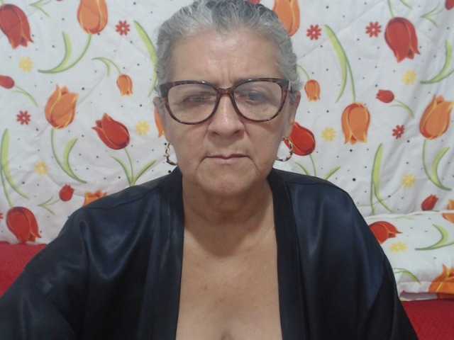 Live sex webcam photo for candy-mature #273155883