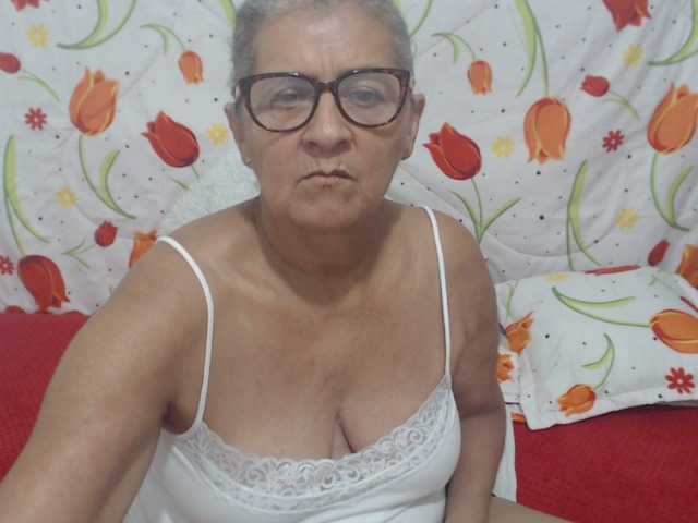 Live sex webcam photo for candy-mature #273206448