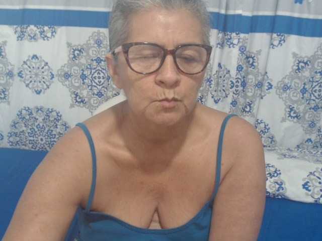 Live sex webcam photo for candy-mature #273406825
