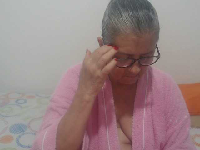 Live sex webcam photo for candy-mature #274374289
